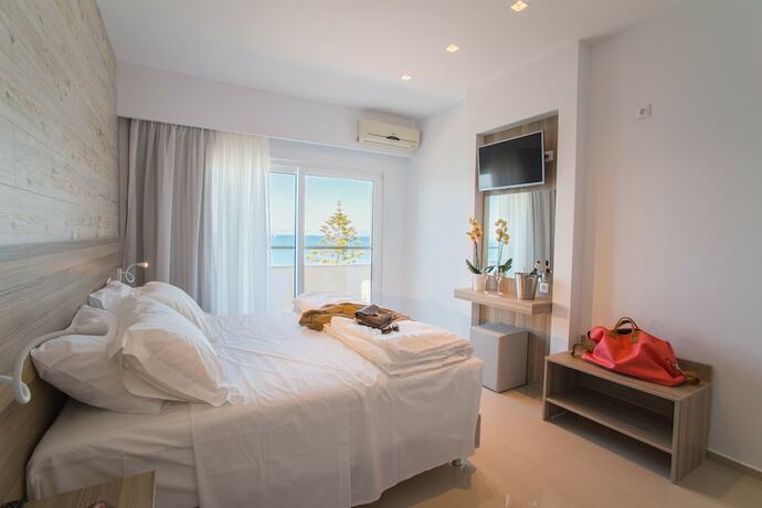 Imagen de la habitación del Hotel Orpheus Studios. Foto 15