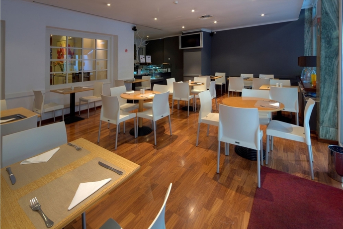 Imagen del bar/restaurante del Hotel Orquidea. Foto 2