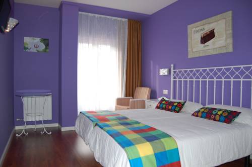 Imagen de la habitación del Hotel Orquidea Real. Foto 6