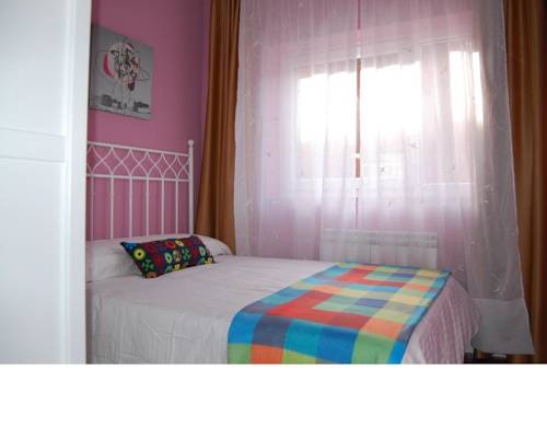 Imagen de la habitación del Hotel Orquidea Real. Foto 15