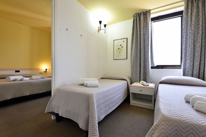 Imagen de la habitación del Hotel Orrì. Foto 8