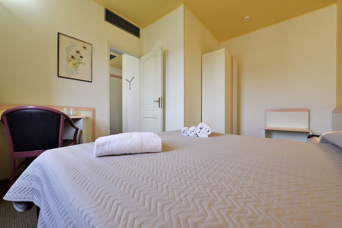 Imagen de la habitación del Hotel Orrì. Foto 9