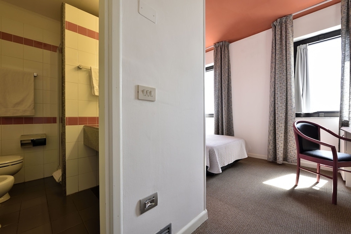 Imagen de la habitación del Hotel Orrì. Foto 13