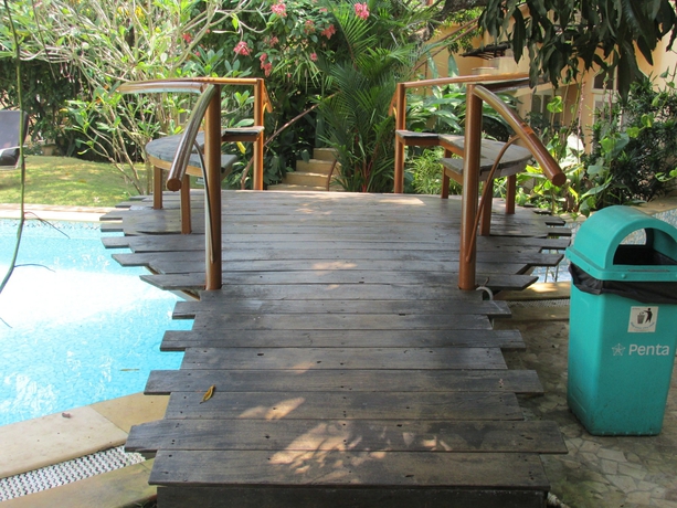 Imagen de los exteriores del Hotel Orritel Village Square. Foto 10