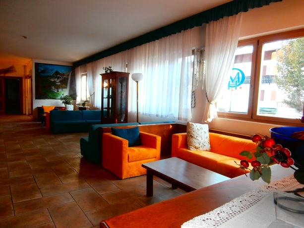 Imagen de la habitación del Hotel Orsa Maggiore, Falcade. Foto 9