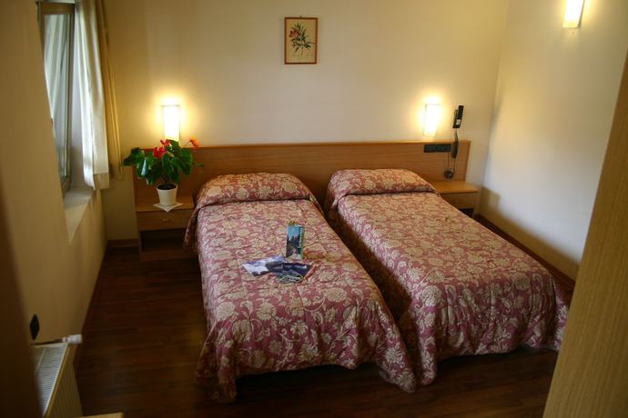 Imagen de la habitación del Hotel Orsa Maggiore, Falcade. Foto 11