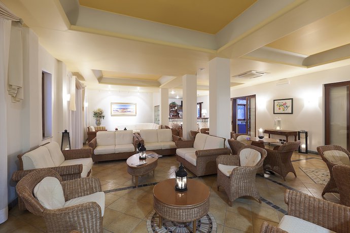 Imagen de los interiores del Hotel Orsa Maggiore, Lipari. Foto 19