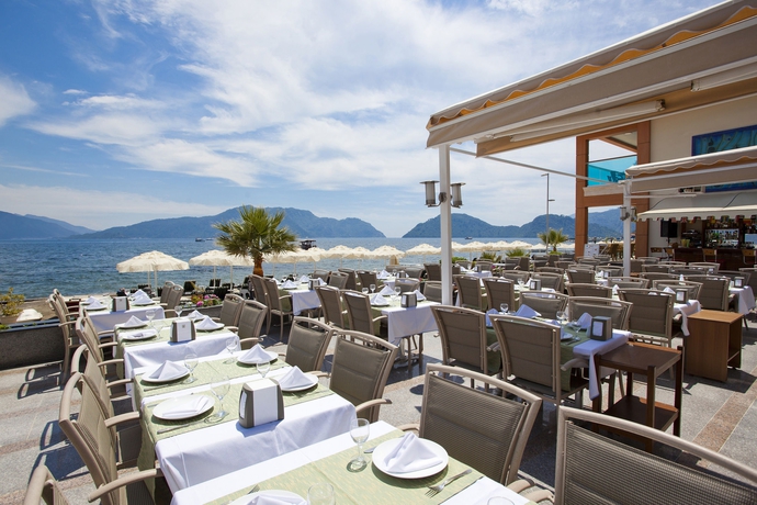 Imagen del bar/restaurante del Hotel Orsmaris Boutique - Boutique Class. Foto 6