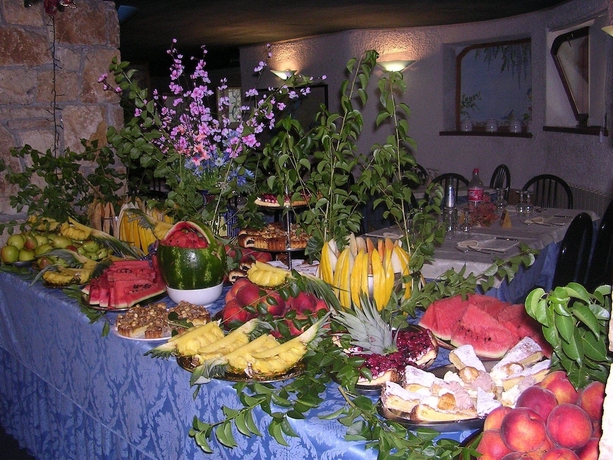 Imagen del bar/restaurante del Hotel Orso Bianco. Foto 4