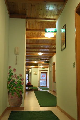 Imagen de los interiores del Hotel Orso Bianco. Foto 16