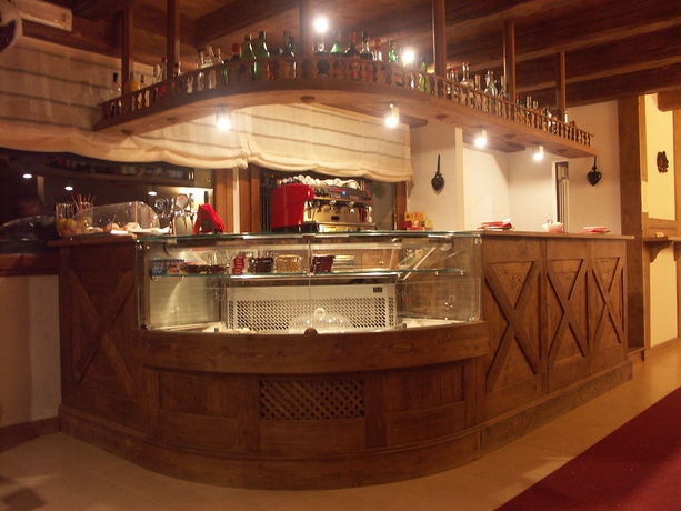 Imagen del bar/restaurante del Hotel Orso Grigio, Pescul. Foto 3