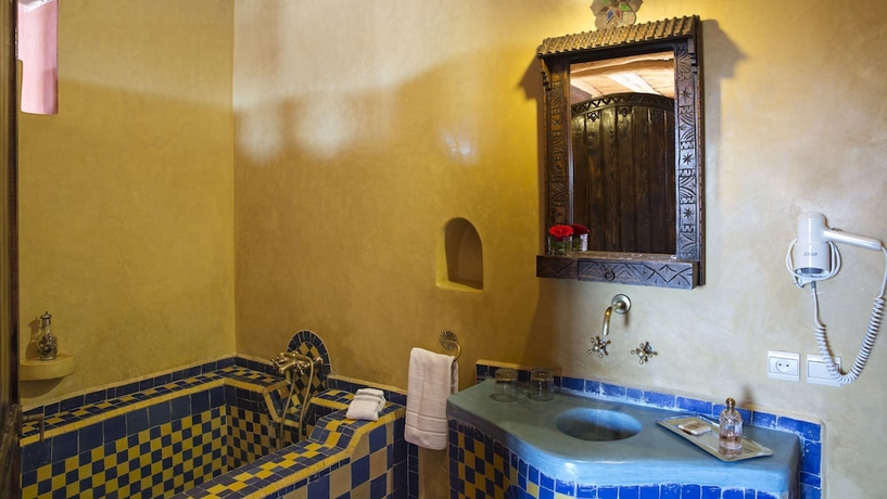 Imagen de la habitación del Hotel Orson Welles. Foto 17