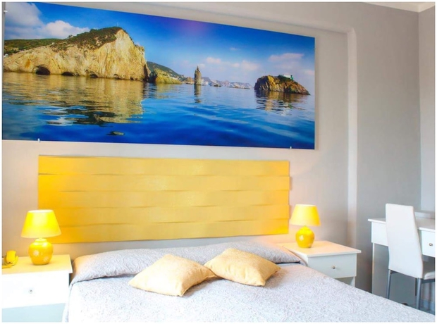 Imagen de la habitación del Hotel Ortensia. Foto 7