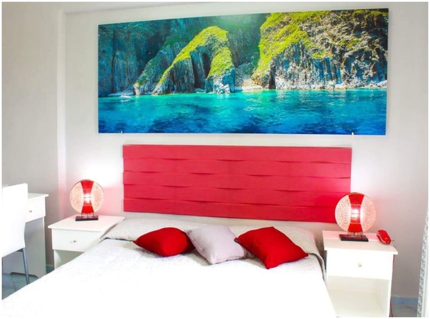 Imagen de la habitación del Hotel Ortensia. Foto 8