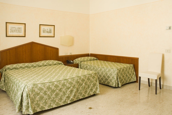 Imagen de la habitación del Hotel Orto De Medici. Foto 5