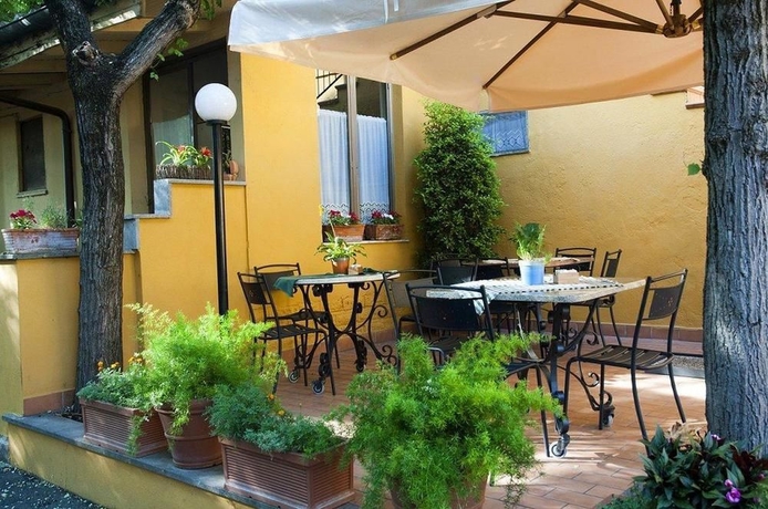 Imagen del bar/restaurante del Hotel Orto Di Roma. Foto 1