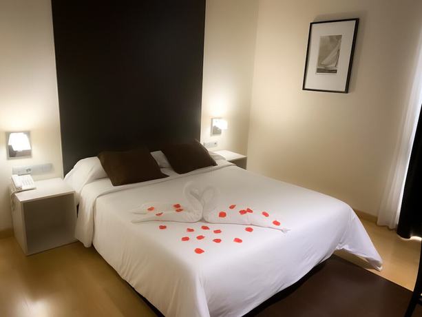 Imagen de la habitación del Hotel Ortuella. Foto 9