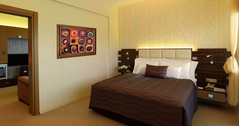 Imagen de la habitación del Hotel Orty Airport. Foto 7