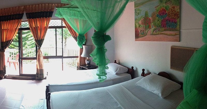 Imagen de la habitación del Hotel Oruthota Chalets. Foto 11