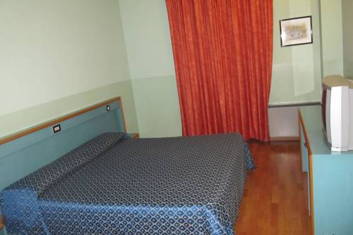 Imagen de la habitación del Hotel Orzihotel. Foto 5