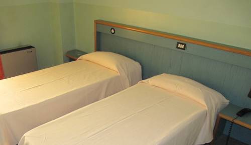 Imagen de la habitación del Hotel Orzihotel. Foto 9