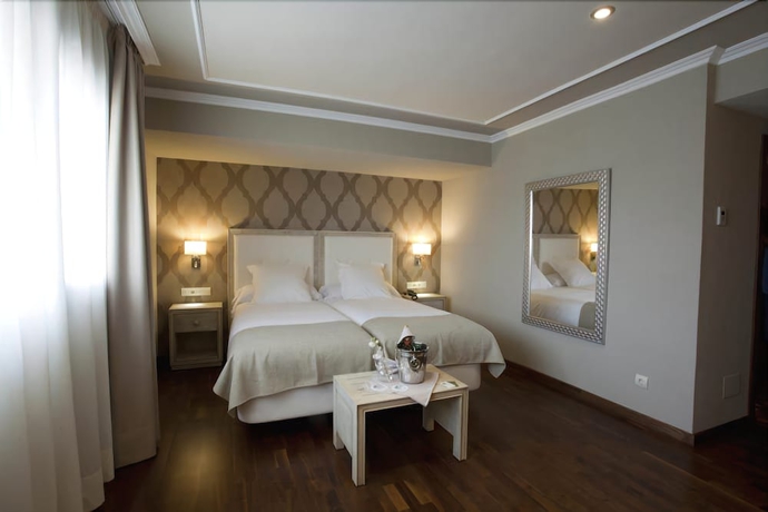 Imagen de la habitación del Hotel Os Olivos. Foto 8