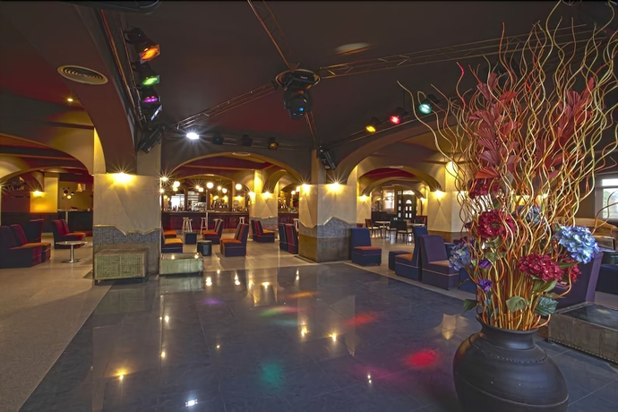 Imagen de los interiores del Hotel Os Olivos. Foto 17