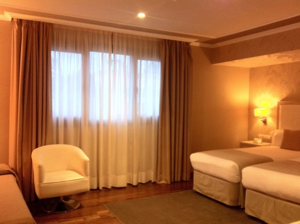 Imagen de la habitación del Hotel Os Olivos. Foto 13