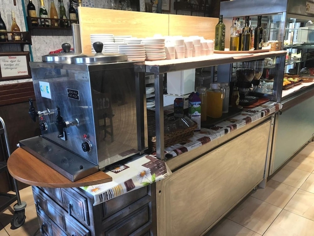 Imagen del bar/restaurante del Hotel Os Pazos. Foto 6