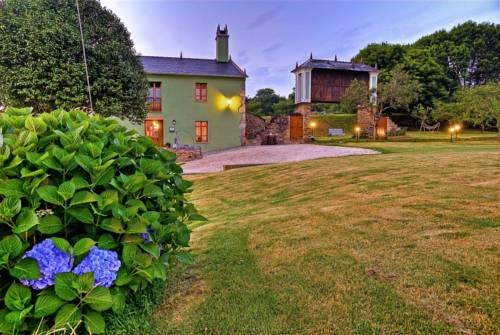 Imagen de los interiores del Hotel Os Tres Teixos. Foto 13