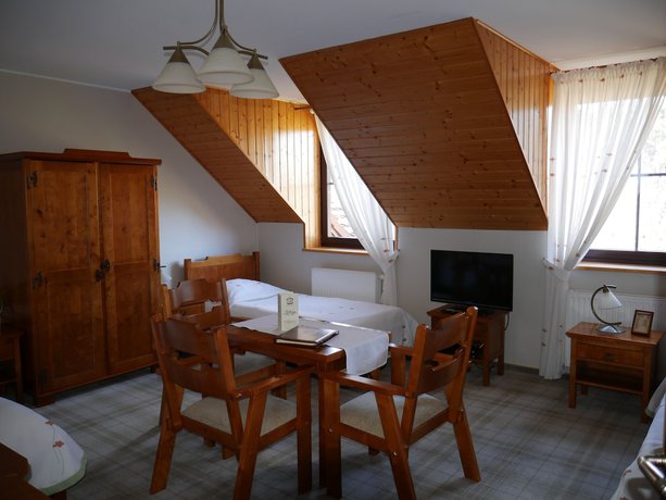 Imagen de la habitación del Hotel Osada Karb&oacute;wko Wellness and Spa. Foto 14