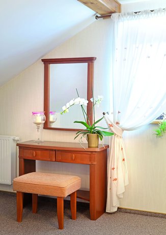 Imagen de la habitación del Hotel Osada Karb&oacute;wko Wellness and Spa. Foto 19