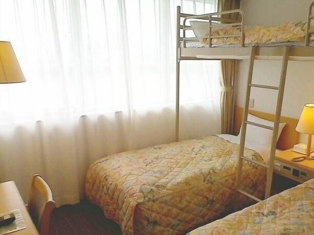 Imagen de la habitación del Hotel Osaka Academia. Foto 22