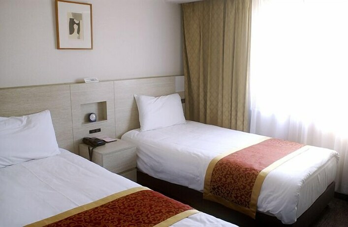 Imagen de la habitación del Hotel Osaka Bay Plaza. Foto 20