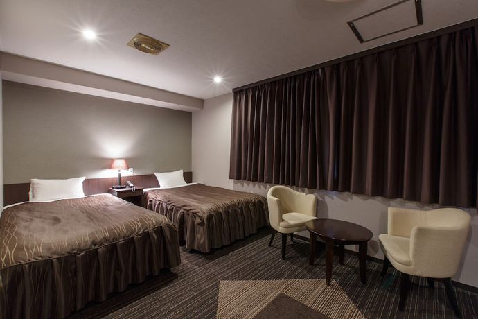 Imagen de la habitación del Hotel Osaka Corona. Foto 14
