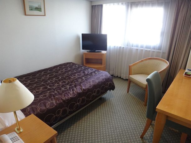 Imagen de la habitación del Hotel Osaka Garden Palace. Foto 9