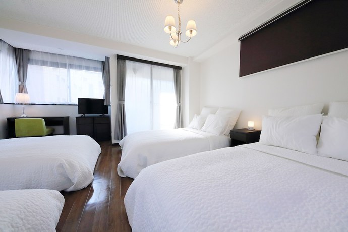 Imagen de la habitación del Hotel Osaka Namba Rakuraku. Foto 10