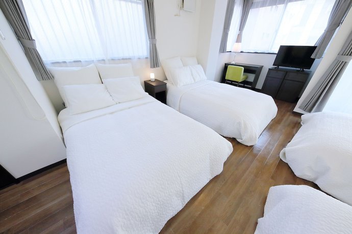 Imagen de la habitación del Hotel Osaka Namba Rakuraku. Foto 12