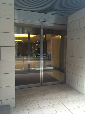 Imagen de los exteriores del Hotel Osaka Teikoku. Foto 2