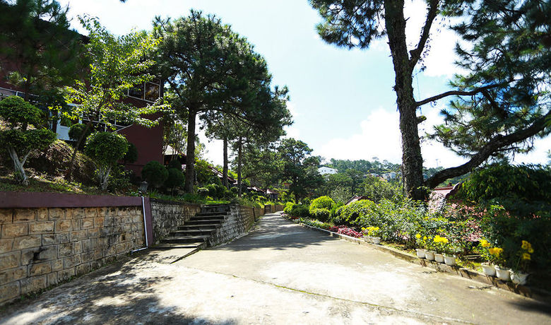 Imagen de los interiores del Hotel Osaka Village Dalat Resort. Foto 10