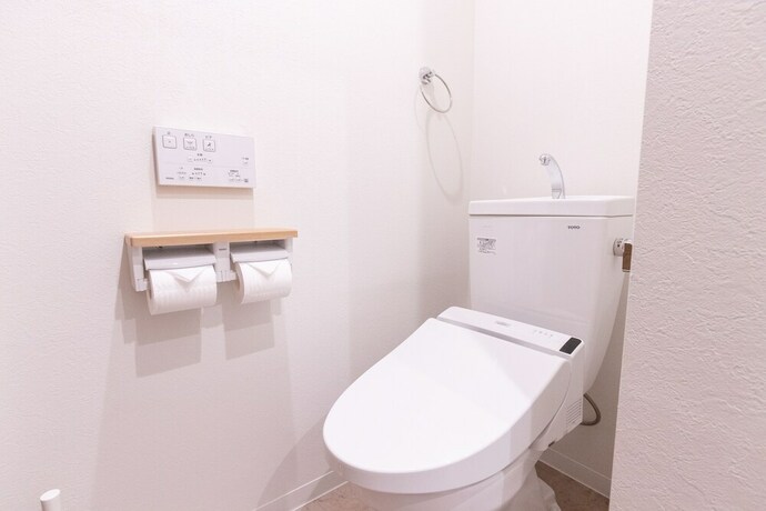 Imagen de la habitación del Hotel Osaka Wayside Inn. Foto 19