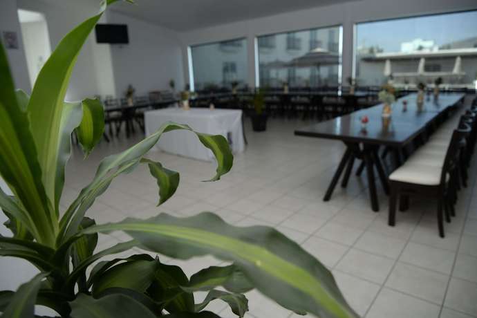 Imagen de los interiores del Hotel Osalle Inn. Foto 12