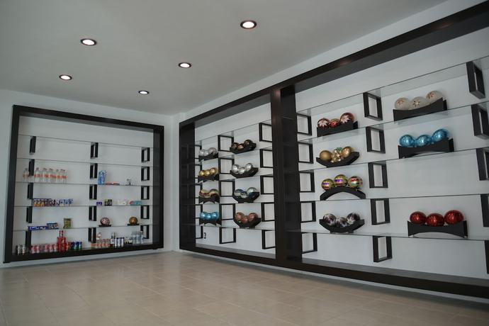 Imagen de los interiores del Hotel Osalle Inn. Foto 13