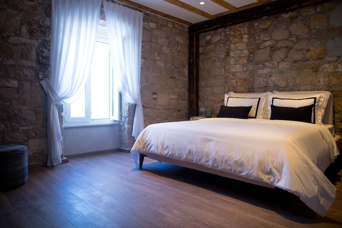 Imagen de la habitación del Hotel Osam. Foto 14