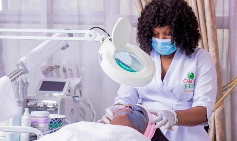 Imagen de la piscina del Hotel Osborn La Palm Royal Resort Phc. Foto 13