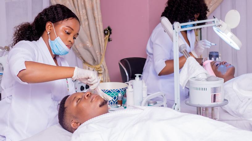 Imagen de los interiores del Hotel Osborn La-palm Royal Resort. Foto 13