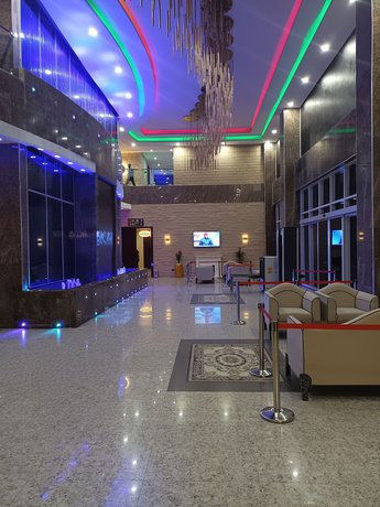 Imagen de los interiores del Hotel Osborn La-palm Royal Resort. Foto 15