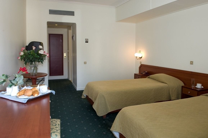 Imagen de la habitación del Hotel Oscar Athens. Foto 8