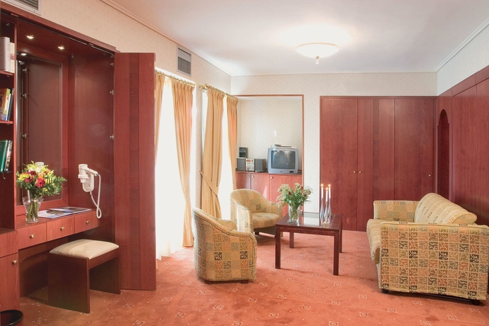 Imagen de la habitación del Hotel Oscar Athens. Foto 13