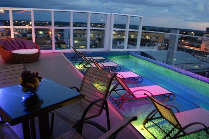 Imagen de los exteriores del Hotel Oscar Executive. Foto 5